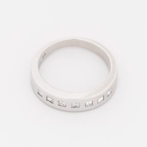 Anillo de oro blanco de 18K - Imagen 2