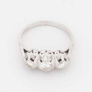 Anillo tresillo antiguo de oro blanco de 18K - Imagen 2