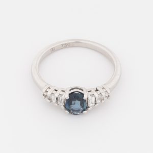 Anillo de oro blanco de 18K - Imagen 2