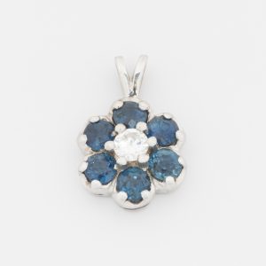 Colgante de flor de oro blanco de 18K - Imagen 1