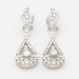 Aros largos de oro blanco de 18K - Imagen 1
